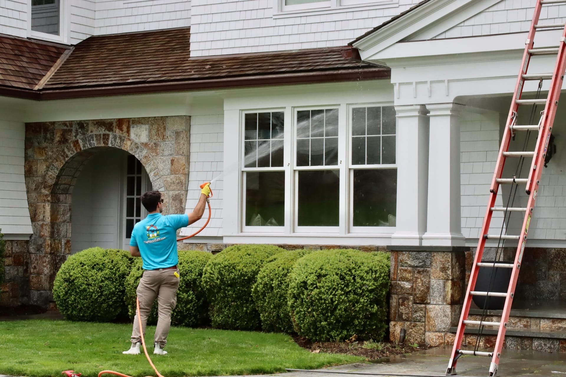 Power washing and exterior cleaning in Norwalk, CT